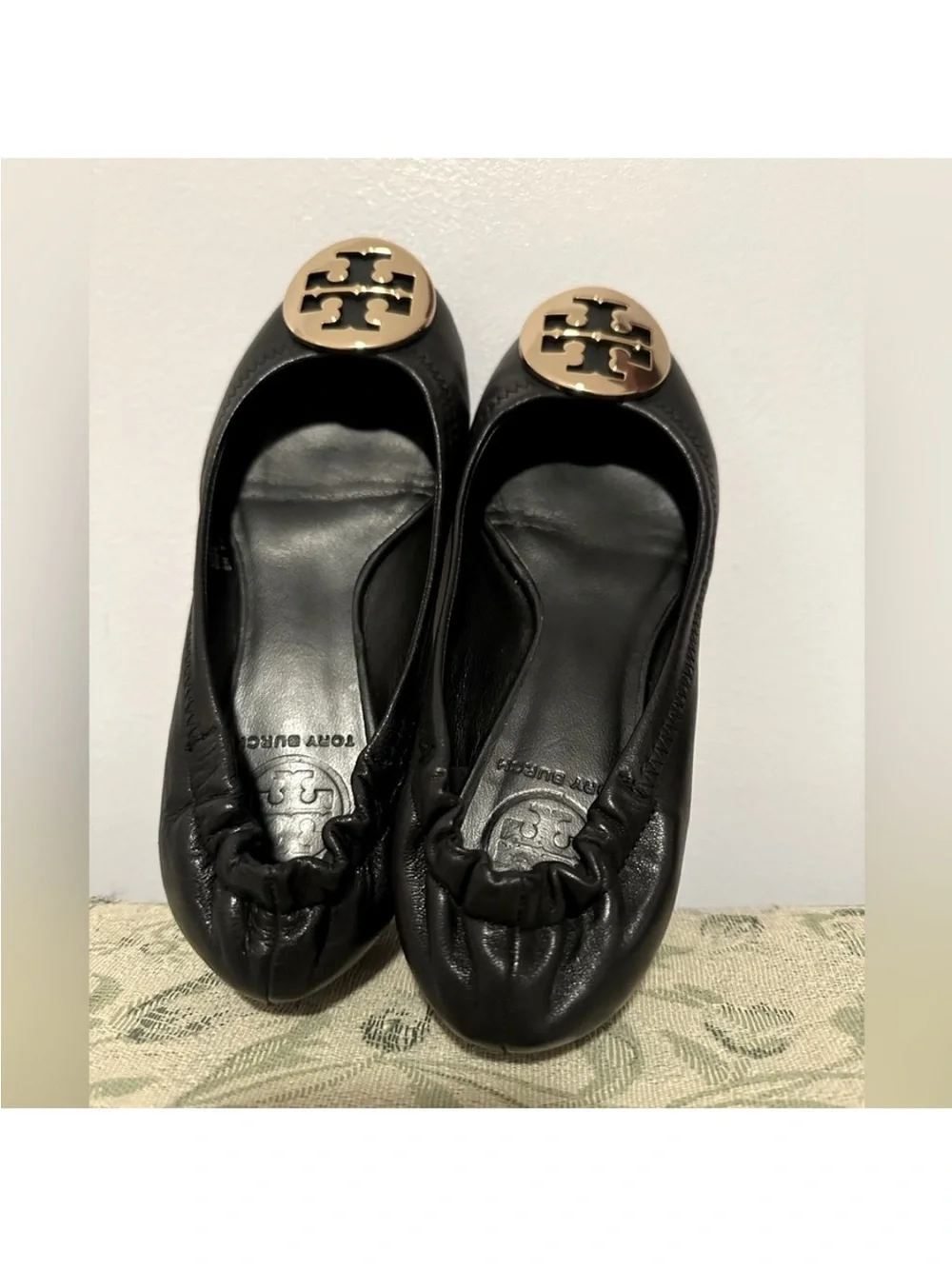 Tory Burch Black Leather Ballet Flats with Gold Logo Medallion